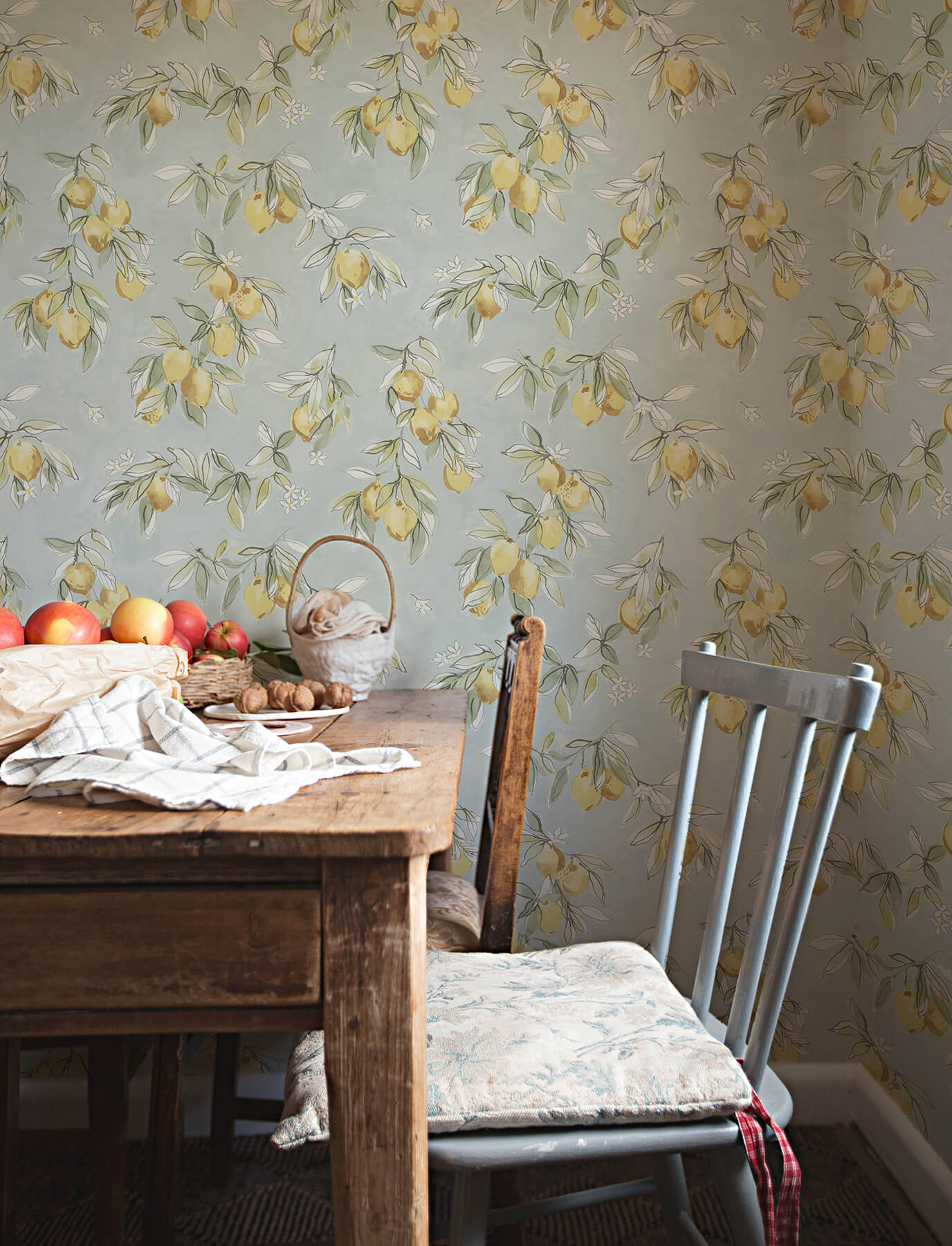 Chesapeake Wildflower Lemonade Wallpaper - Aqua